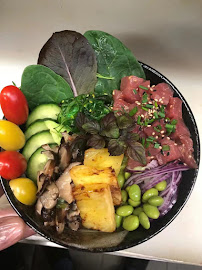Poke bowl du Restaurant de sushis Earn Time Sushi (Restaurant Japonais) à Paris - n°1