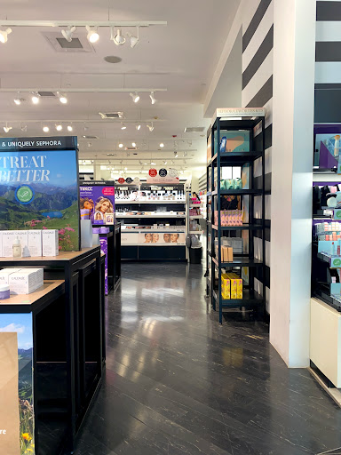 Cosmetics Store «SEPHORA», reviews and photos, 8702 Keystone Crossing, Indianapolis, IN 46240, USA