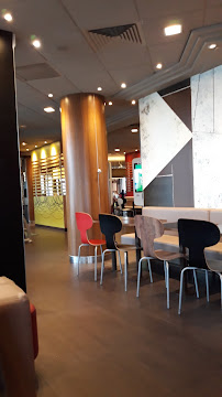 Atmosphère du Restauration rapide McDonald's à Châlons-en-Champagne - n°12