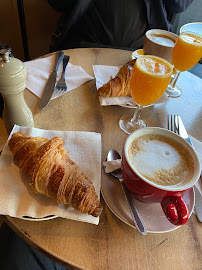 Croissant du Restaurant Café Livres à Paris - n°1