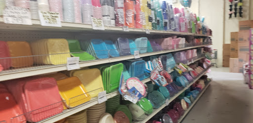 Florist «L O Florist Supplies», reviews and photos, 5205 NW 72nd Ave, Miami, FL 33166, USA