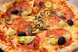 Pizzeria Grado image
