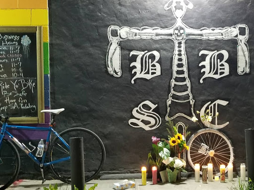 Bicycle Store «Bottom Bracket Bicycle Shop», reviews and photos, 1802 S Flores St, San Antonio, TX 78204, USA