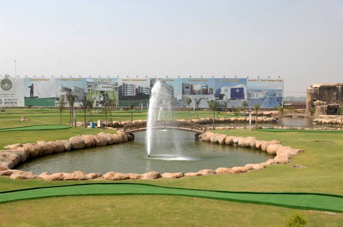 Mini Golf Course Bahria Orchard