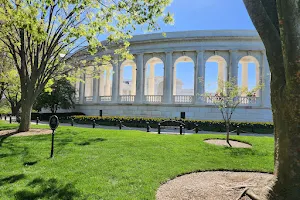 Memorial Amphitheater. image