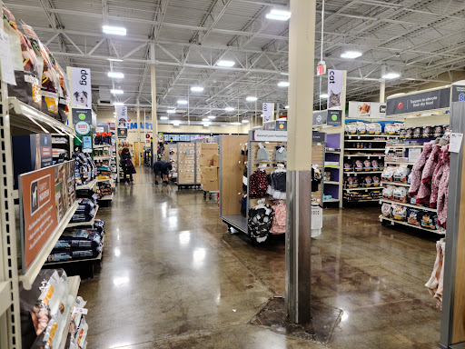 Pet Supply Store «PetSmart», reviews and photos, 100 108th Ave NE, Bellevue, WA 98004, USA