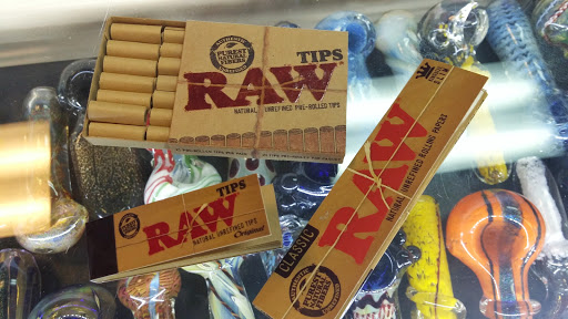 Tobacco Shop «Long Beach Smoke Shop», reviews and photos, 2295 Long Beach Blvd, Long Beach, CA 90806, USA