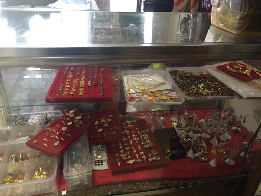 Indian Grocery Store «Nepali Store Cincinnatti Ohio», reviews and photos, 3091 W Galbraith Rd, Cincinnati, OH 45239, USA