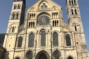 Basilique Saint-Remi image