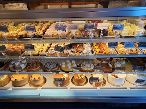 Bredenbecks Bakery & Ice Cream Parlor image 4