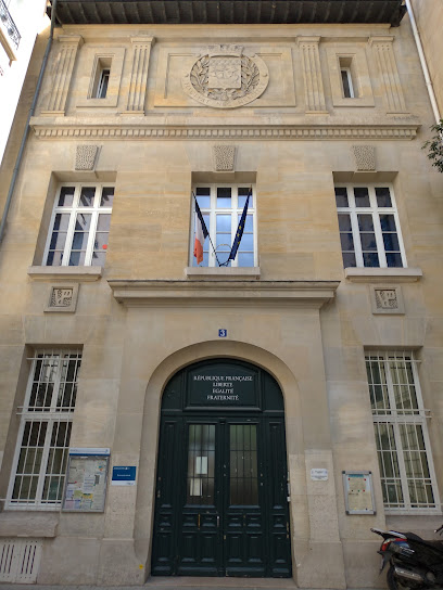 École polyvalente publique Belles Feuilles