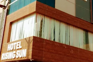 Hotel Rising Sun image
