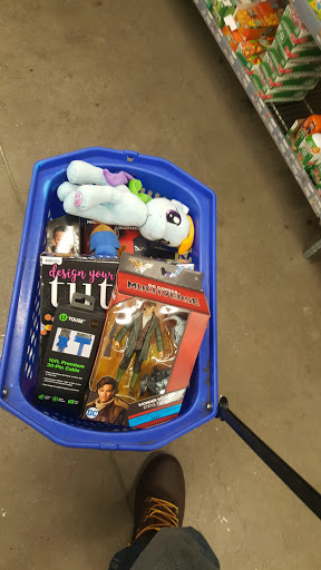 Variety Store «Five Below», reviews and photos, 846 Pelham Pkwy, Pelham, NY 10803, USA