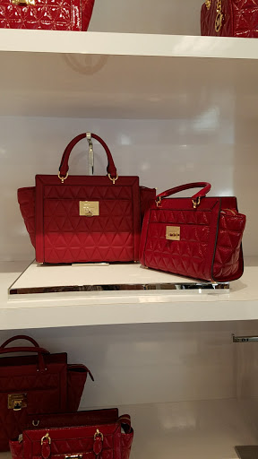 Fashion Accessories Store «Michael Kors», reviews and photos, 8155 Arroyo Cir #15, Gilroy, CA 95020, USA