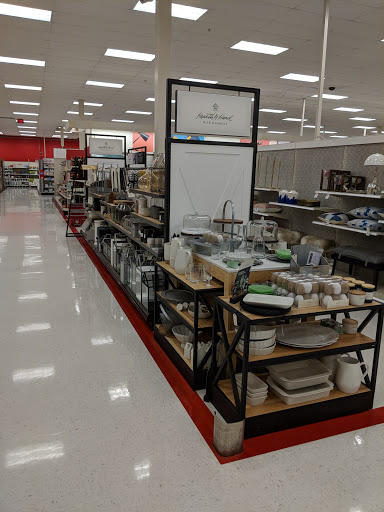 Department Store «Target», reviews and photos, 660 N Edwards Blvd, Lake Geneva, WI 53147, USA