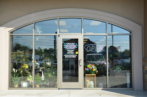 Florist «Four Seasons Florist», reviews and photos, 2141 Wilma Rudolph Blvd D, Clarksville, TN 37040, USA