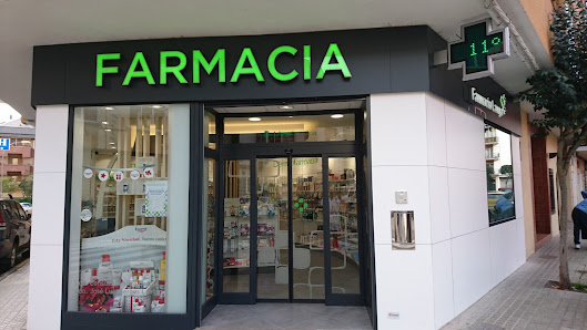 Farmacia Langa (Ldo José Luis Berges Langa) Av. Zaragoza, 17, 22700 Jaca, Huesca, España
