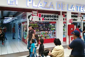 Plaza las Torres image