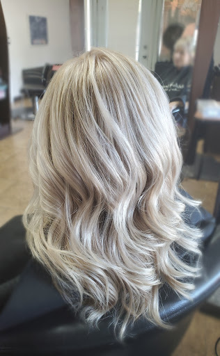 Beauty Salon «Holistic Image Beauty Salon», reviews and photos, 4781 La Sierra Ave, Riverside, CA 92505, USA