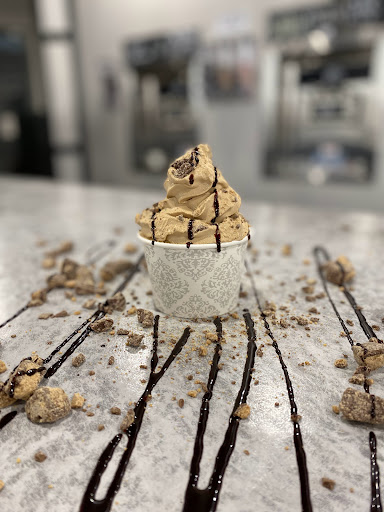 Coffee Shop «Old School Coffee Co.& Frozen Yogurt», reviews and photos, 308 S Locust St, Sweet Springs, MO 65351, USA