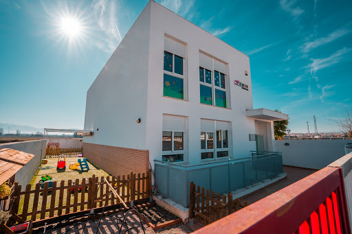 Patucos Centro Infantil S.L., Escuela en Belicena,Granada