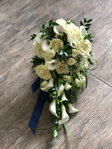 Florist «Open Air Designs - Florist | Wedding Planning | Gifts», reviews and photos, 607 N Myrtle Ave, Clearwater, FL 33755, USA