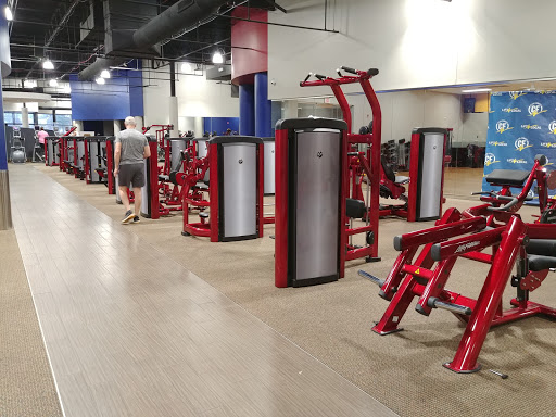 Gym «Club Fitness», reviews and photos, 957 Woodcrest Executive Dr, Creve Coeur, MO 63141, USA