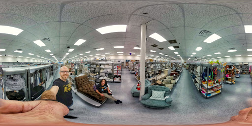 Home Goods Store «Tuesday Morning», reviews and photos, 1750 E Belt Line Rd, Richardson, TX 75081, USA