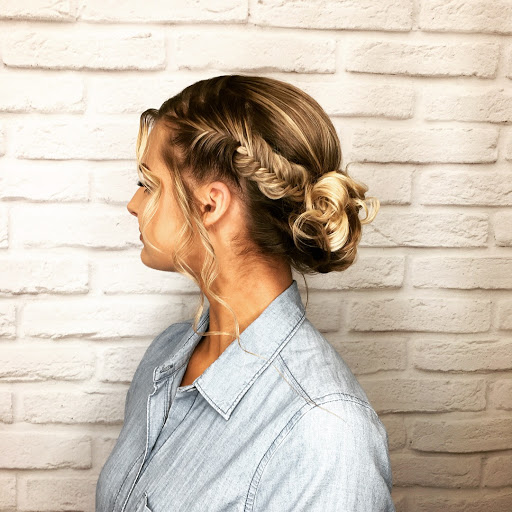 Beauty Salon «La Belle Chateau Salon & Spa», reviews and photos, 55 Mill St, Unionville, CT 06085, USA