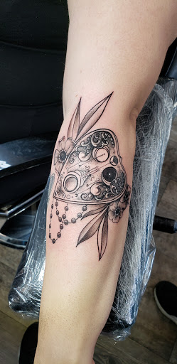 Explore egyptian goddess tattoo ideas, creative tattoo ideas in Calimesa, available at County Line Tattoo