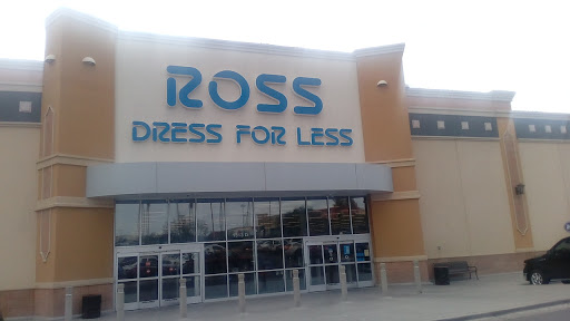 Clothing Store «Ross Dress for Less», reviews and photos, 350 W Army Trail Rd, Bloomingdale, IL 60108, USA