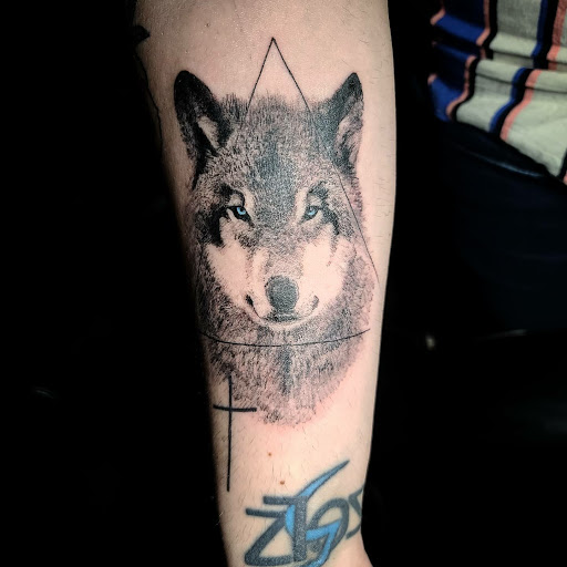 Tattoo Shop «Tattoo Image», reviews and photos, 1550 W 84th St #12, Hialeah, FL 33014, USA