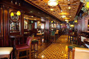Autobahn Bar and Restaurant