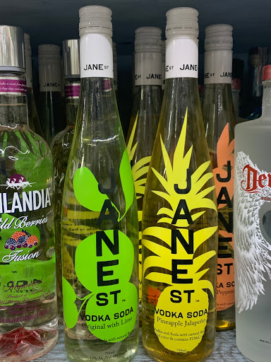 Liquor Store «Peachtree Package Store», reviews and photos, 300 Peachtree St NE # Cs1, Atlanta, GA 30308, USA