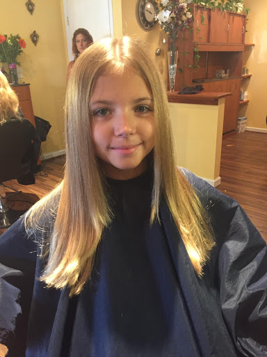 Beauty Salon «Sonya Salon & Spa», reviews and photos, 372 Farnsworth Ave, Bordentown, NJ 08505, USA