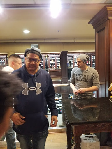 Wine Store «Wine Library», reviews and photos, 586 Morris Ave, Springfield Township, NJ 07081, USA