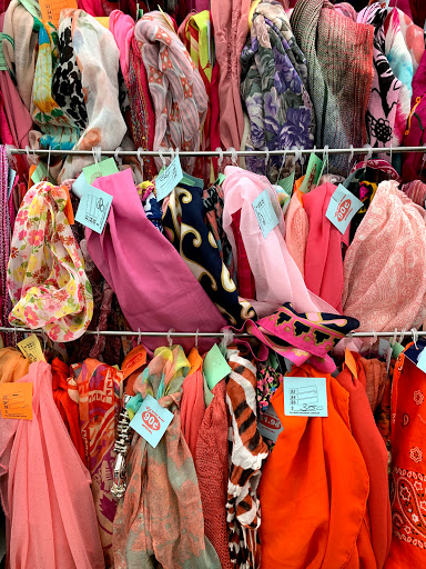 Thrift Store «Village Discount Outlet Store 12», reviews and photos, 4635 N Elston Ave, Chicago, IL 60630, USA