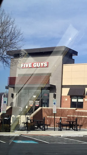 Shopping Mall «Brandywine Square Shopping Center», reviews and photos, Quarry Rd & U.S. 30, Downingtown, PA 19335, USA