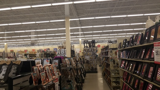 Craft Store «Hobby Lobby», reviews and photos, 241 Buckland St, Manchester, CT 06042, USA