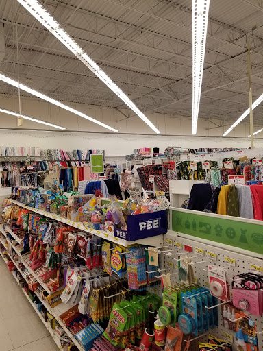 Fabric Store «Jo-Ann Fabrics and Crafts», reviews and photos, 714 Commons Dr, Geneva, IL 60134, USA