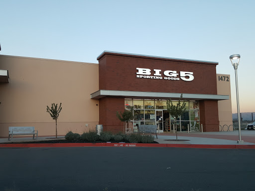 Sporting Goods Store «Big 5 Sporting Goods - San Jose», reviews and photos, 1472 Monterey Hwy, San Jose, CA 95112, USA