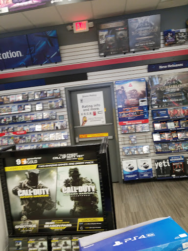Video Game Store «GameStop», reviews and photos, 3170 Linden Dr, Bristol, VA 24202, USA