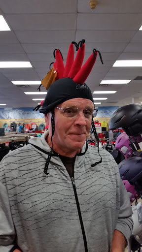 Sporting Goods Store «Peter Glenn Ski & Sports», reviews and photos, 7229 N Dale Mabry Hwy #1, Tampa, FL 33614, USA