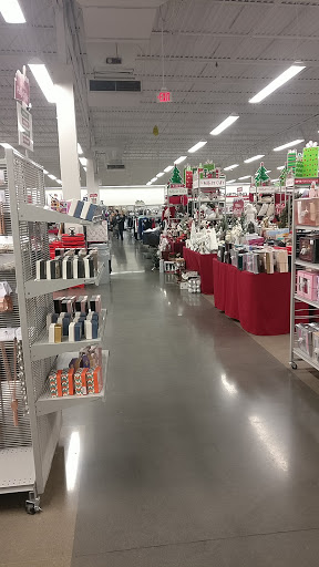 Clothing Store «Burlington Coat Factory», reviews and photos, 3475 Westdale Dr SW, Cedar Rapids, IA 52404, USA