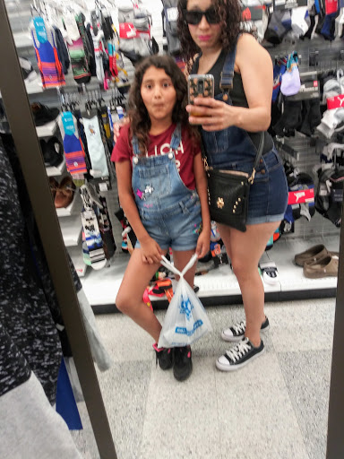 Clothing Store «Ross Dress for Less», reviews and photos, 7338 Gall Blvd, Zephyrhills, FL 33541, USA