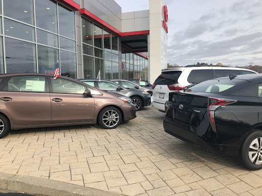 Car Dealer «Colonial Toyota», reviews and photos, 550 George Washington Hwy, Smithfield, RI 02917, USA