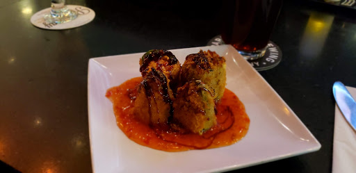 Grocery Store «Streets Market & Cafe», reviews and photos, 3108 Mt Vernon Ave, Alexandria, VA 22305, USA