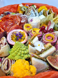 Photo n°6 de Le Local Drive - Restaurant / Traiteur à Guitrancourt ()