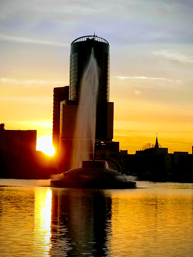 Wine Bar «Eola Wine Co», reviews and photos, 430 E Central Blvd, Orlando, FL 32801, USA