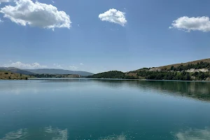 Lago Klinje image